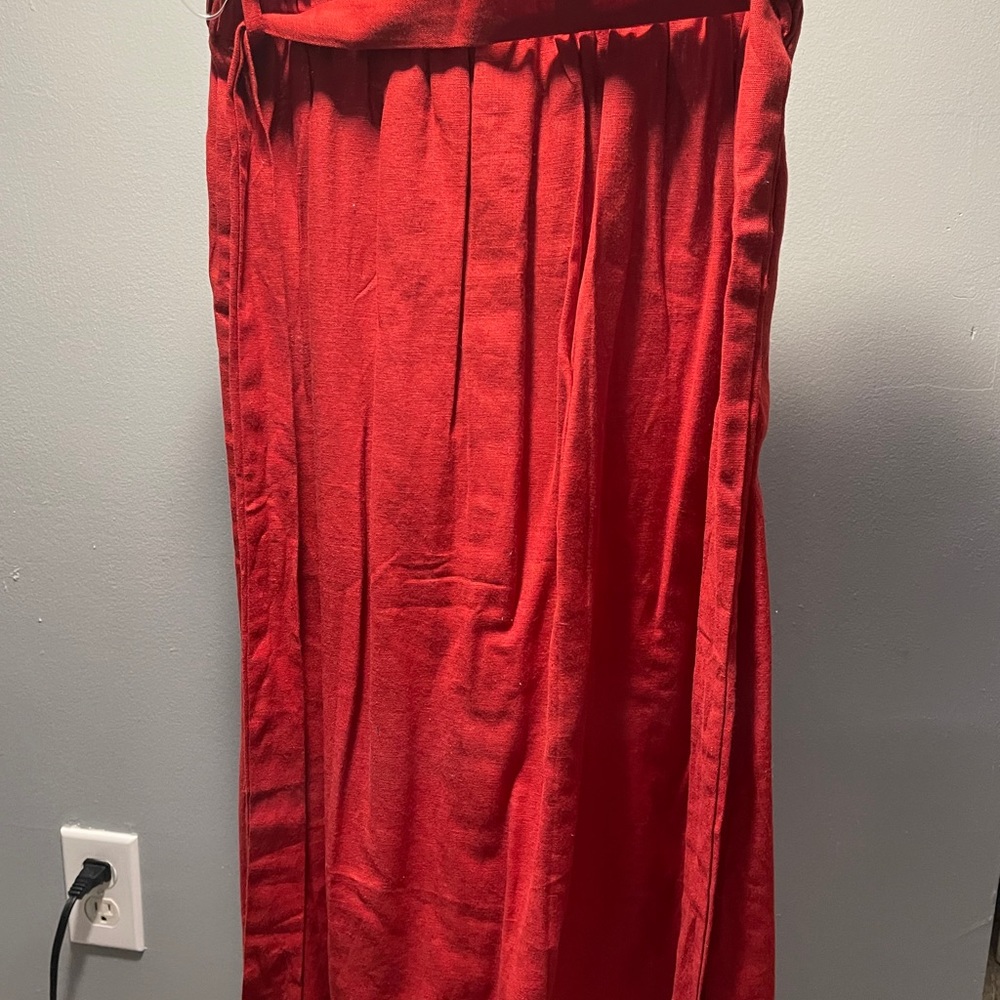 Knee length skirt